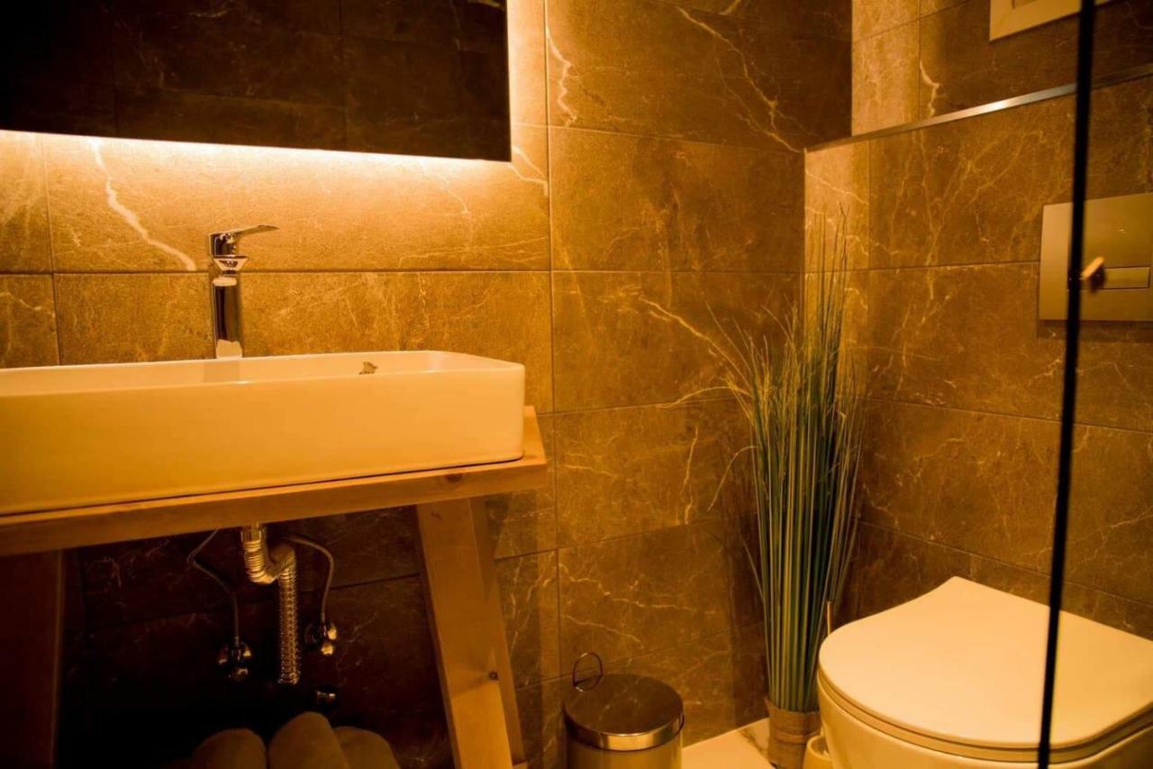 Aelia Boutique Apartments & Rooms Vrasná Exteriör bild